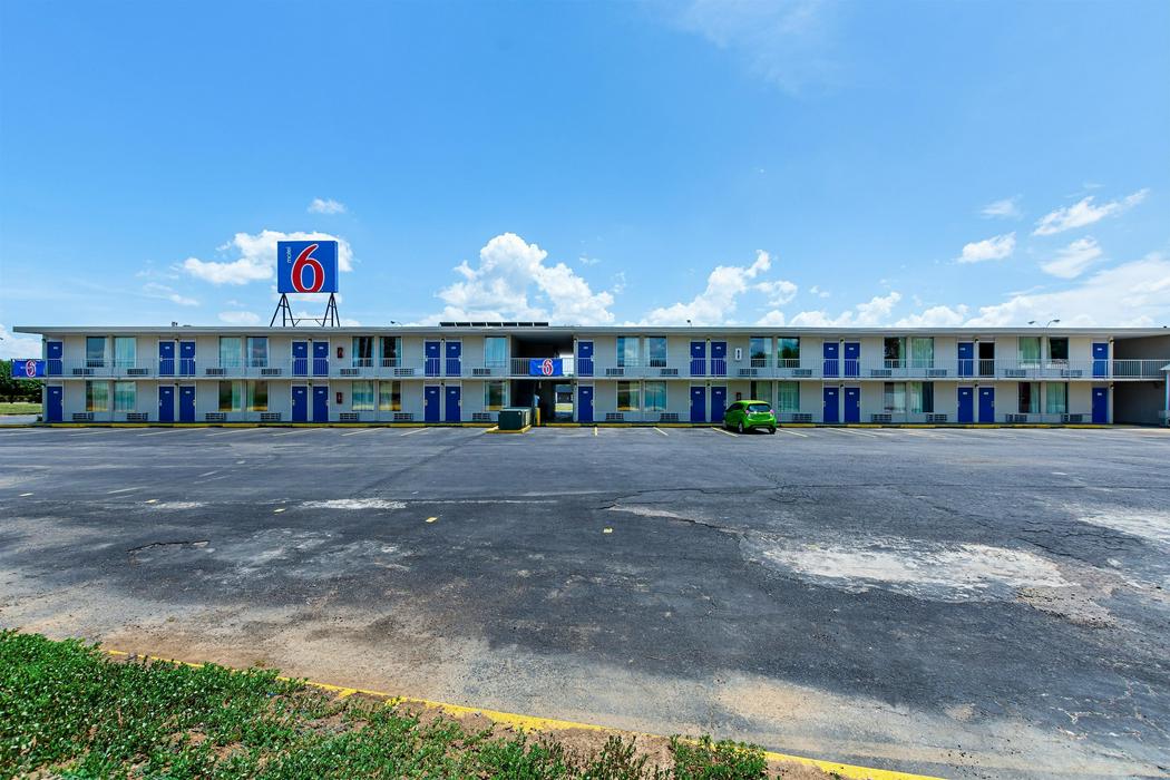 Motel 6 Van Buren, AR