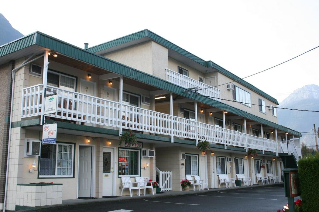 Best Continental Motel - ReservationDesk.com