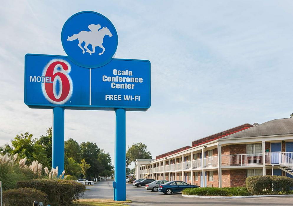 Motel 6 Ocala, FL - Conference Center - ReservationDesk.com