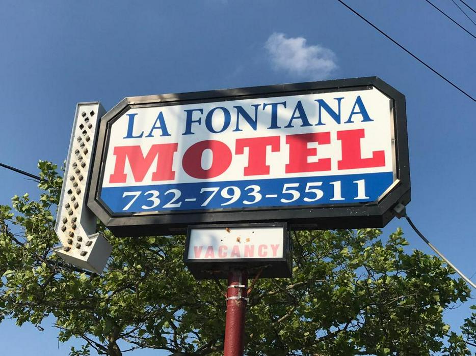 La Fontana Motel - ReservationDesk.com