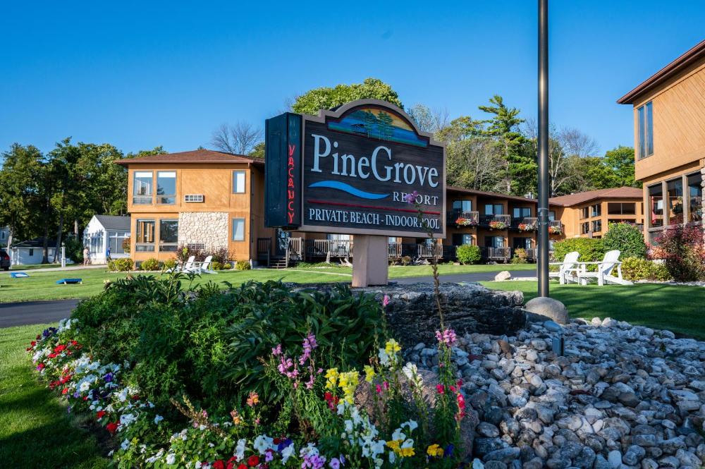 Pine Grove Resort