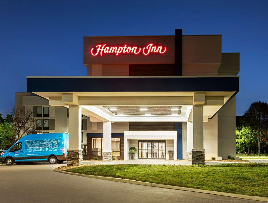 Hampton Inn Kansas CityAirport