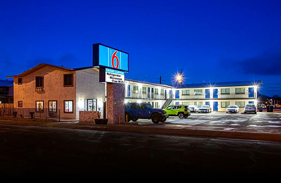 Motel 6 Williams, AZ - East - Grand Canyon - Hotel Deals