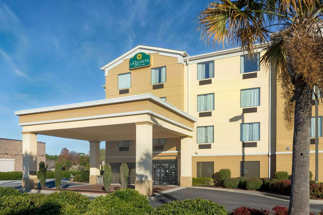 La Quinta Inn & Suites by Wyndham Warner Robins Robins AFB