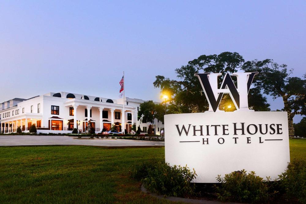 White House Hotel