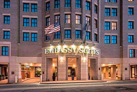 Embassy Suites Hotel Alexandria Old Town