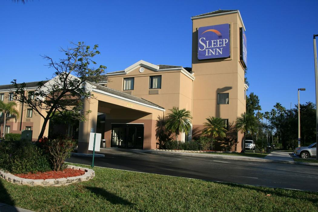 Sleep Inn Miami International Airport - ReservationDesk.com