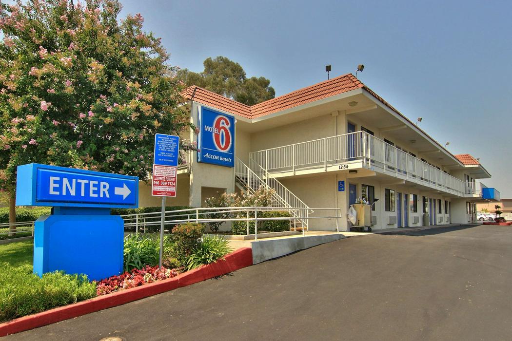 Motel 6 West Sacramento, CA - ReservationDesk.com