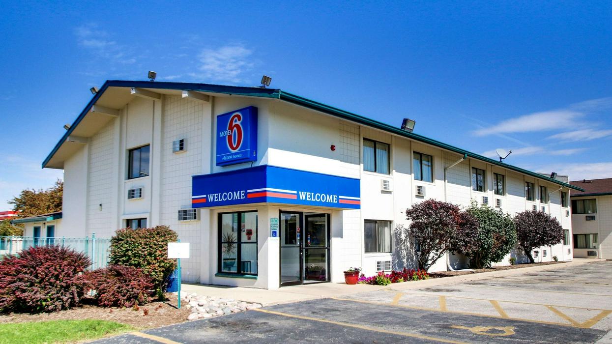 Motel 6 Normal, IL - Bloomington Area - ReservationDesk.com