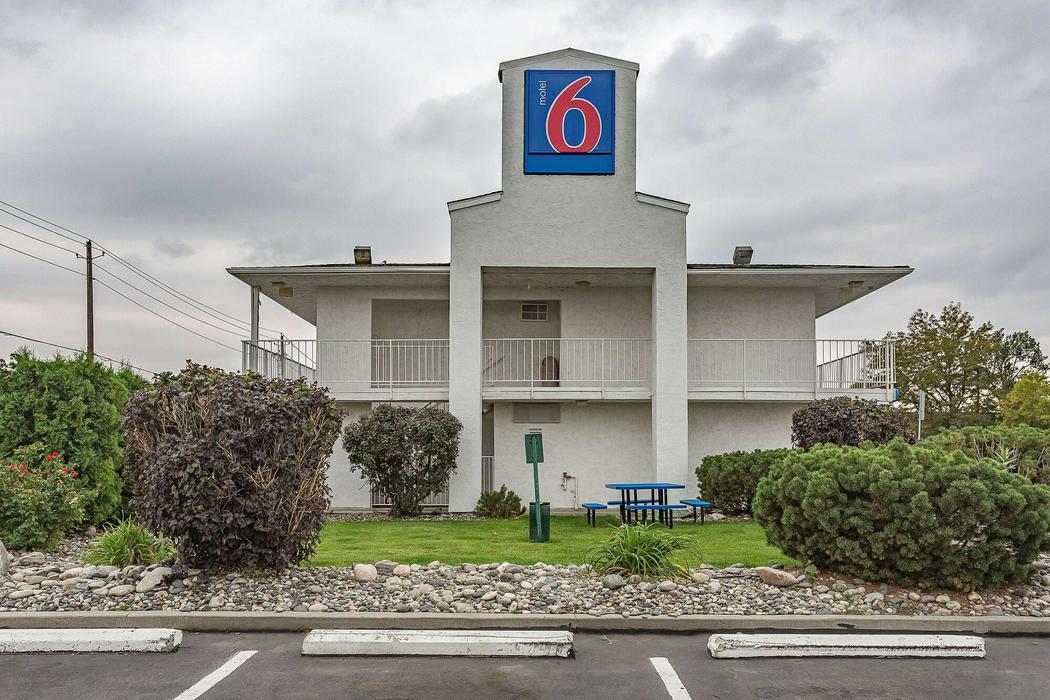 Motel 6 Billings, MT - South - ReservationDesk.com