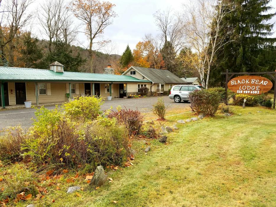 Black Bear Lodge - ReservationDesk.com