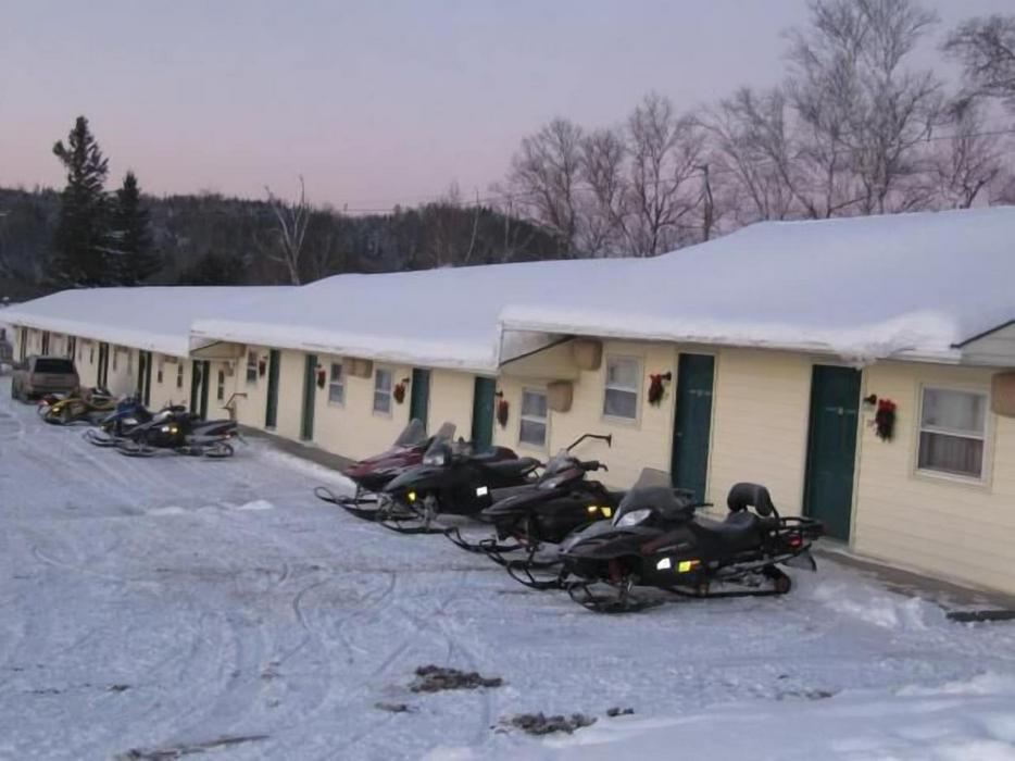 Colebrook Country Club and Hot - ReservationDesk.com