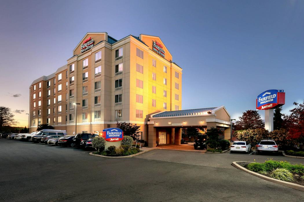 Fairfield Inn Suites Marriott Woodbridge ReservationDesk com