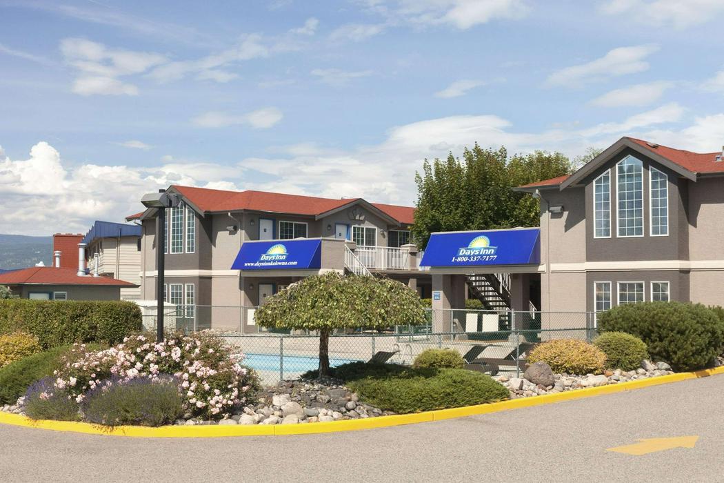 Days Inn by Wyndham Kelowna - ReservationDesk.com