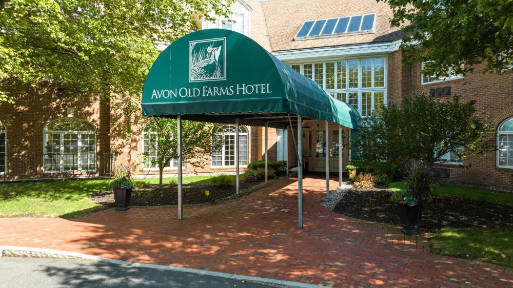 Avon Old Farms Hotel