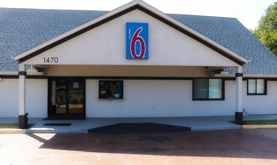 Motel 6 Alvin, TX - ReservationDesk.com