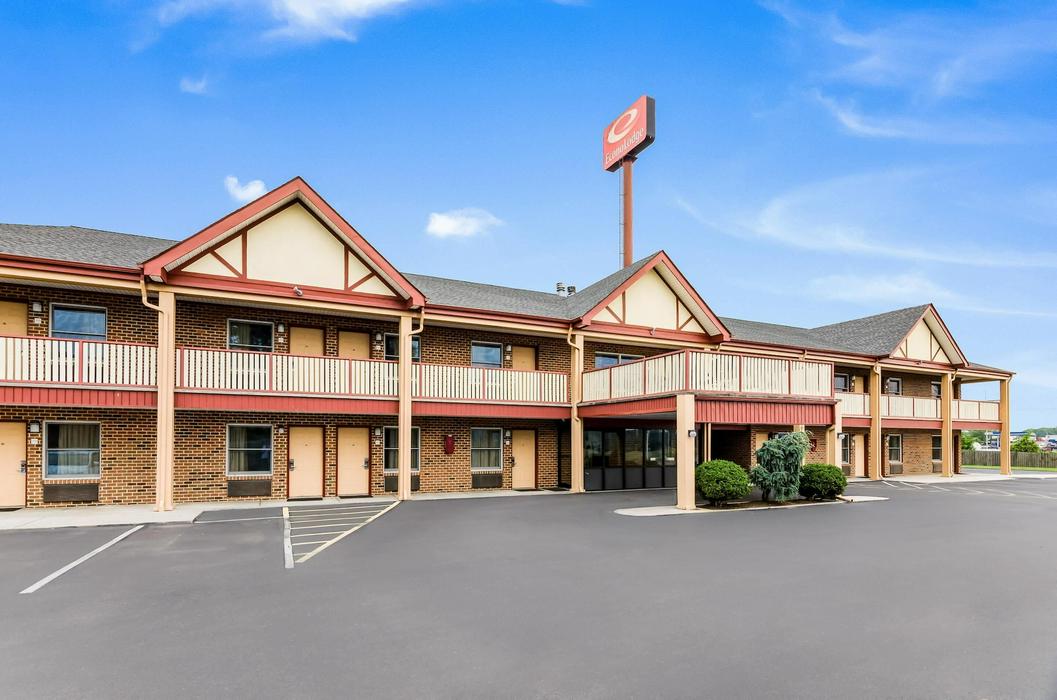 Econo Lodge Glade Springs I81