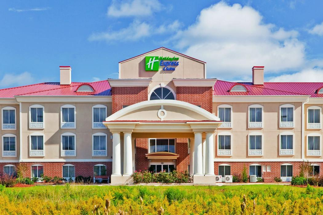 Holiday Inn Express Hotel & Suites Magee Hotel Deals