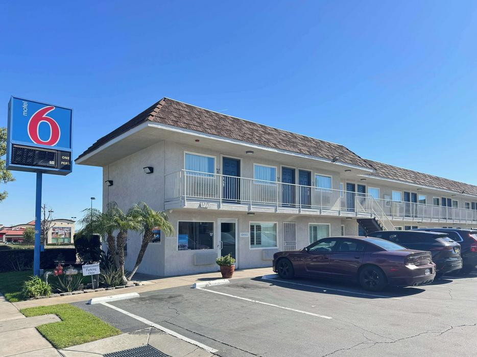 Motel 6 Ontario, CA - Airport - ReservationDesk.com