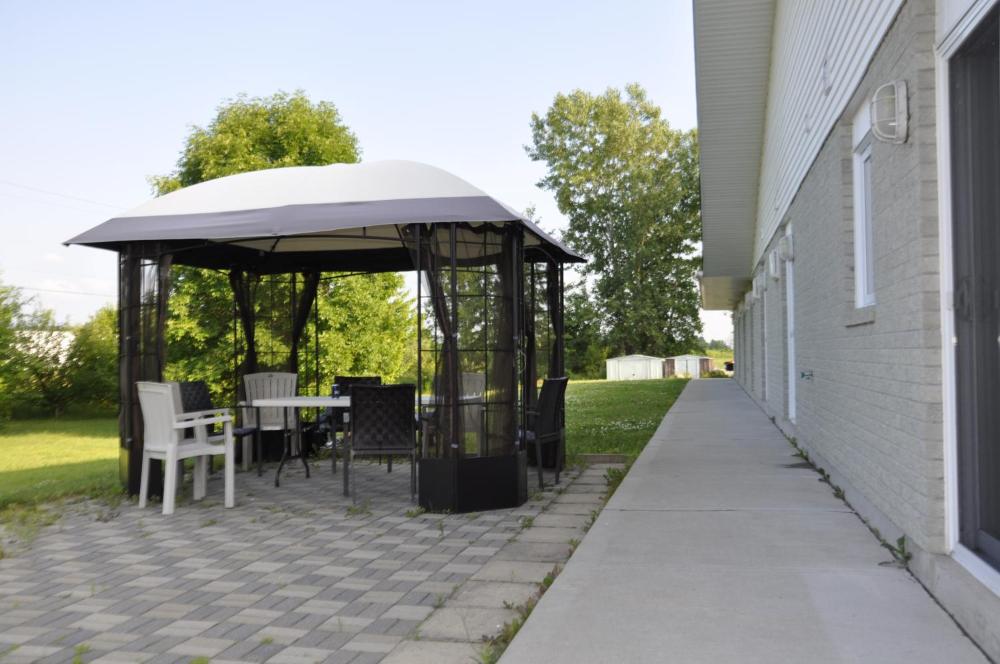 Motel Les Pignons Verts - ReservationDesk.com