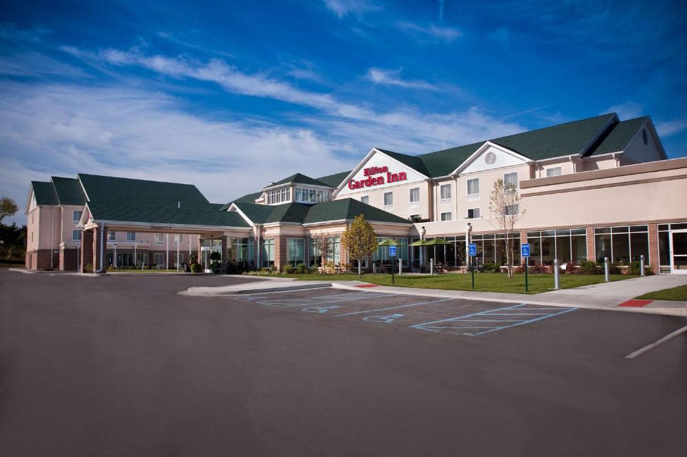 Hilton Garden Inn St. Louis Airport - ReservationDesk.com