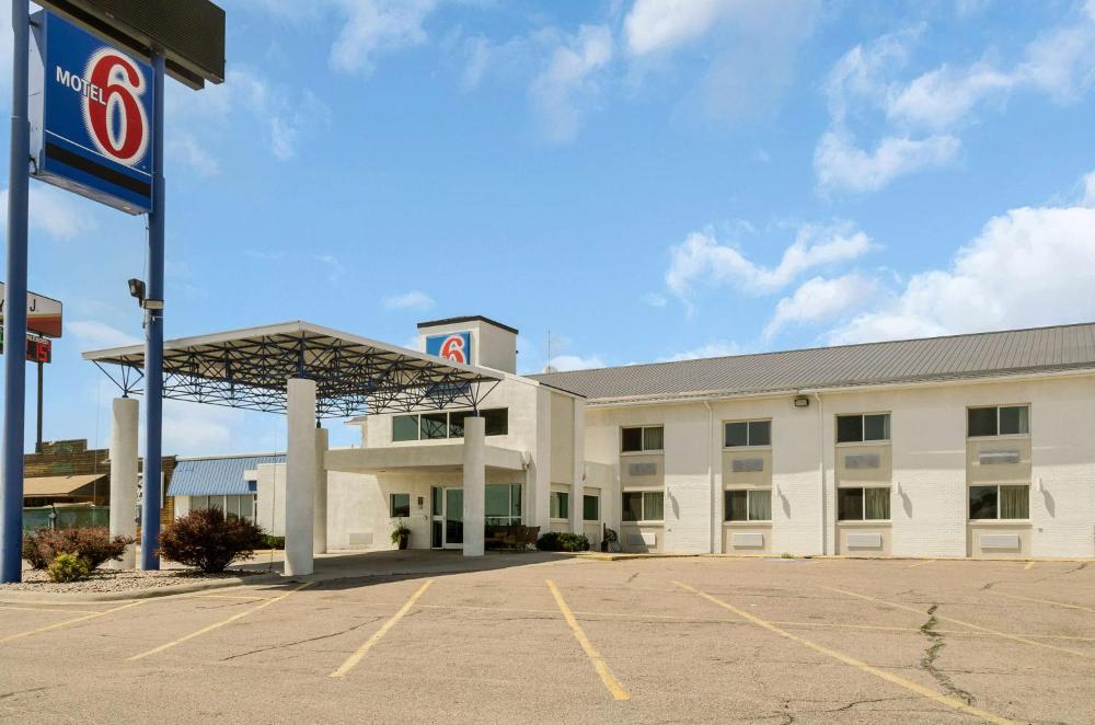 Motel 6 Big Springs, NE