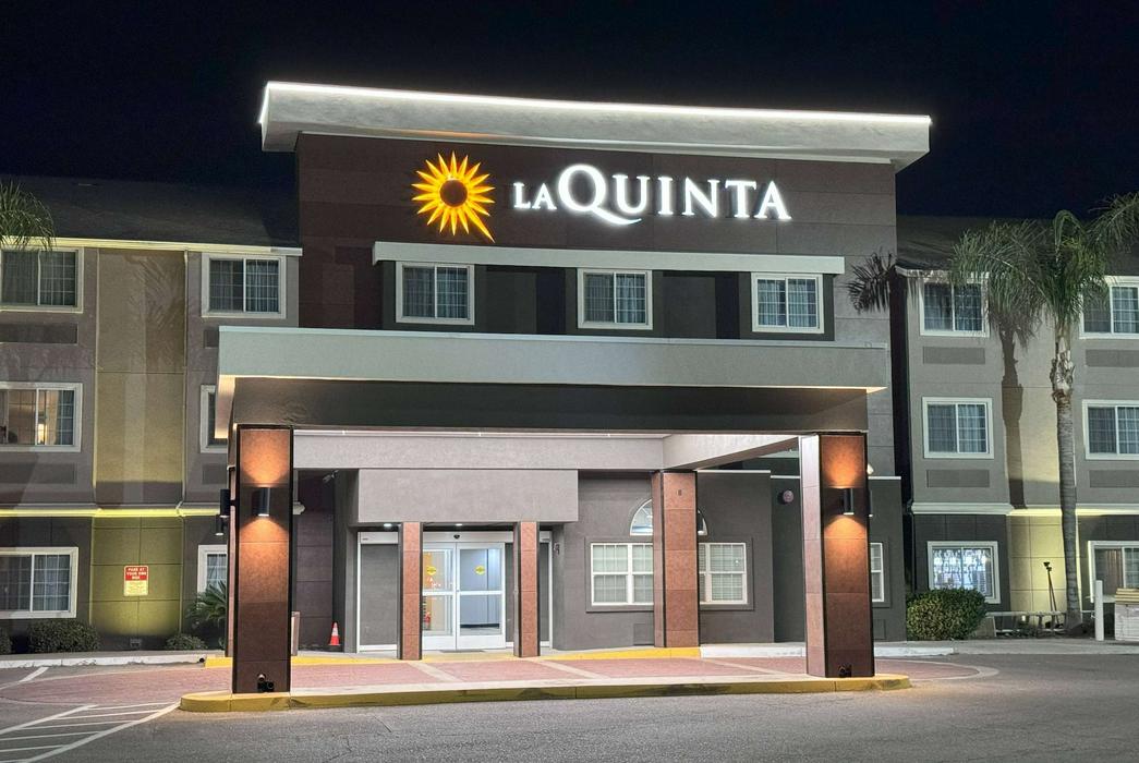 La Quinta Inn And Suites By Wyndham Tulare