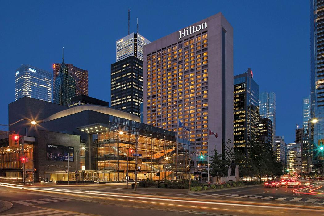 Hilton Toronto - Hotel Deals
