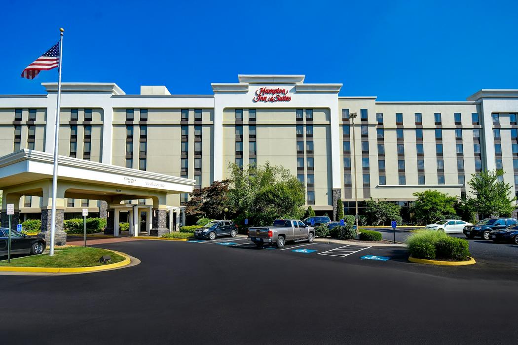 Hampton Inn & Suites Alexandria Old Town Area South