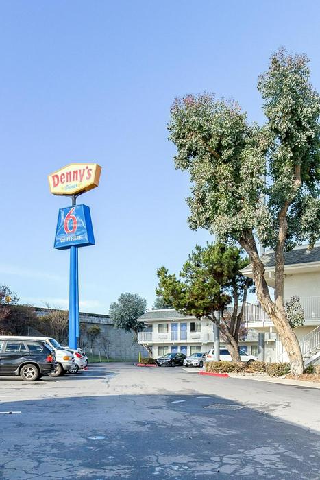 Motel 6 Hayward, CA - East Bay - ReservationDesk.com