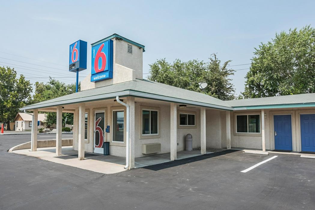 Motel 6 Fallon, NV - ReservationDesk.com