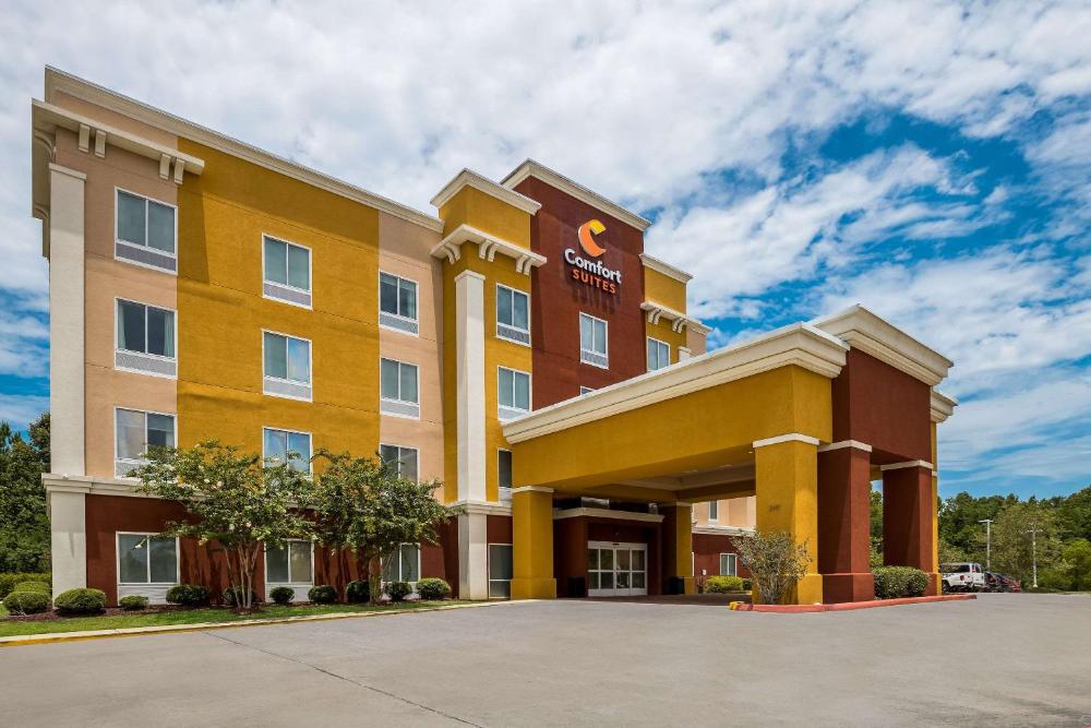 Comfort Suites - ReservationDesk.com