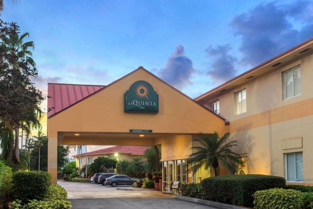 Quinta Inn Wyndham Ft  Lauderdale Northeast ReservationDesk com