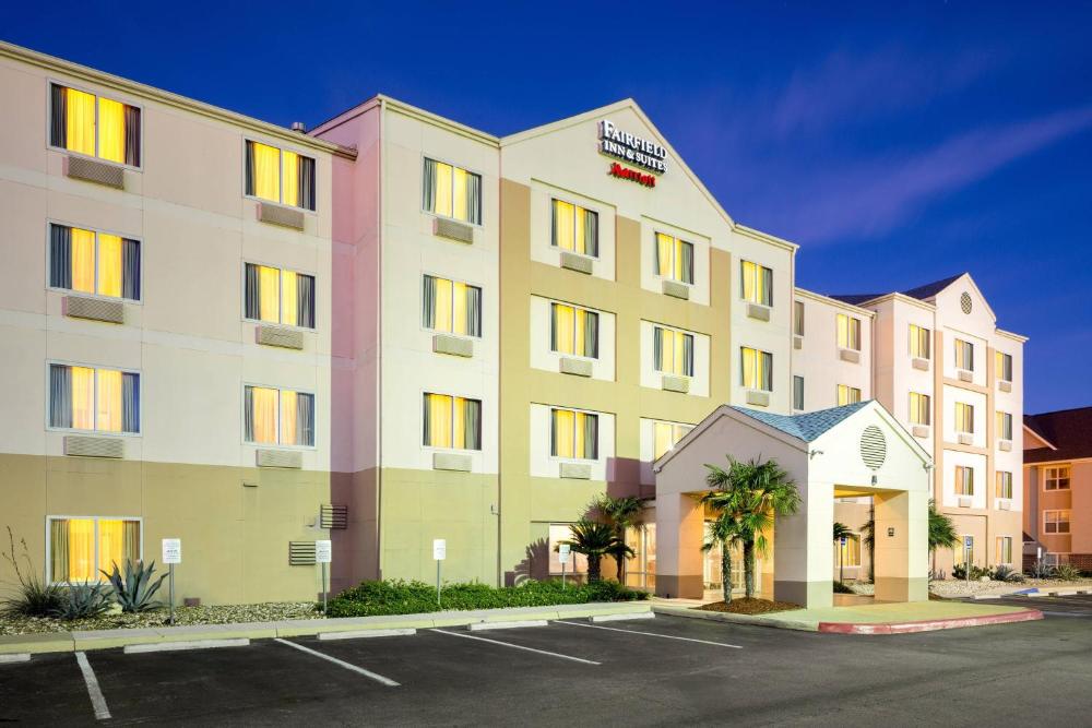 Fairfield Inn Suites Marriott San Antonio Market Square