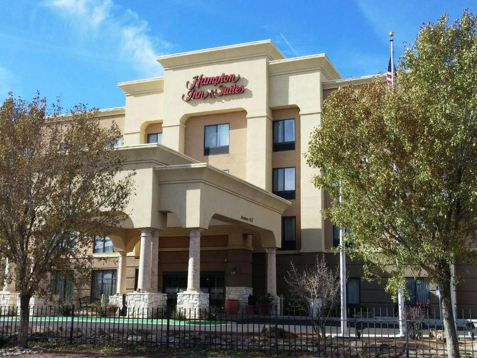 Hampton Inn & Suites Albuquerque-Coors Road - ReservationDesk.com