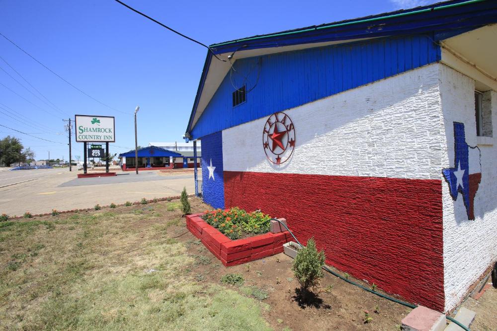 Shamrock Country Inn