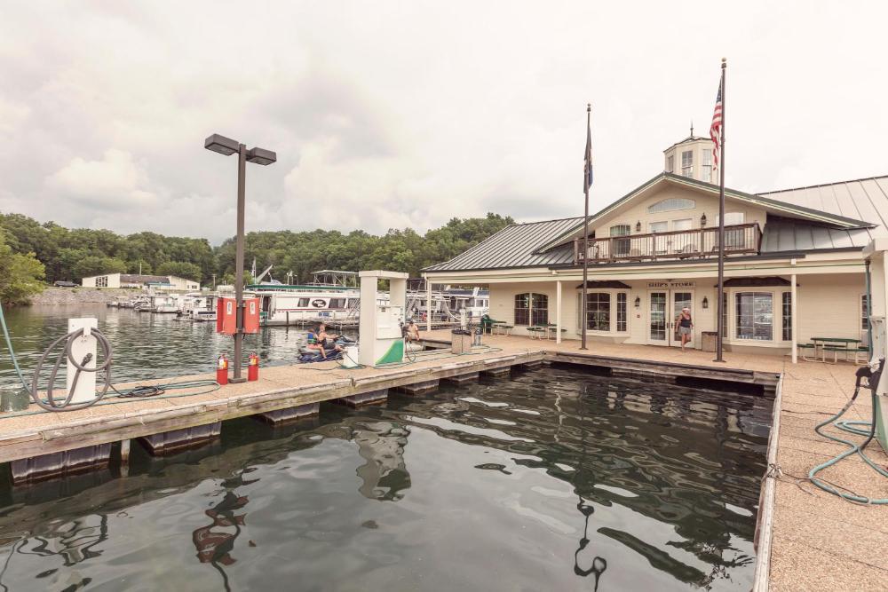 Dale Hollow Lake State Resort