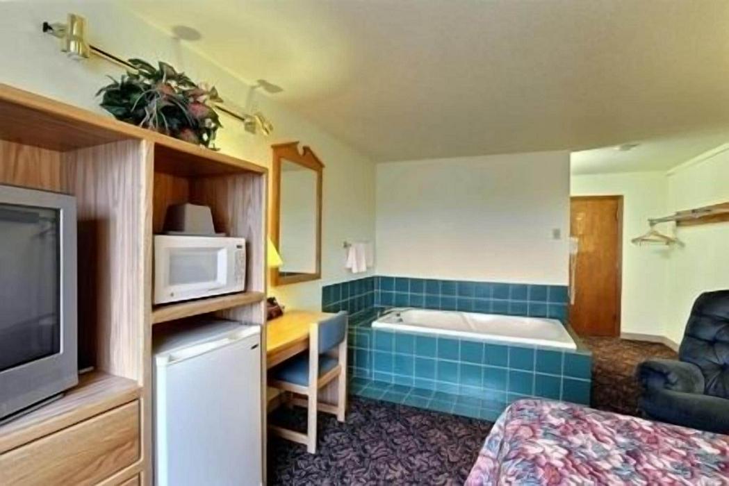 Americas Best Value Inn Fergus Falls Reservationdesk Com