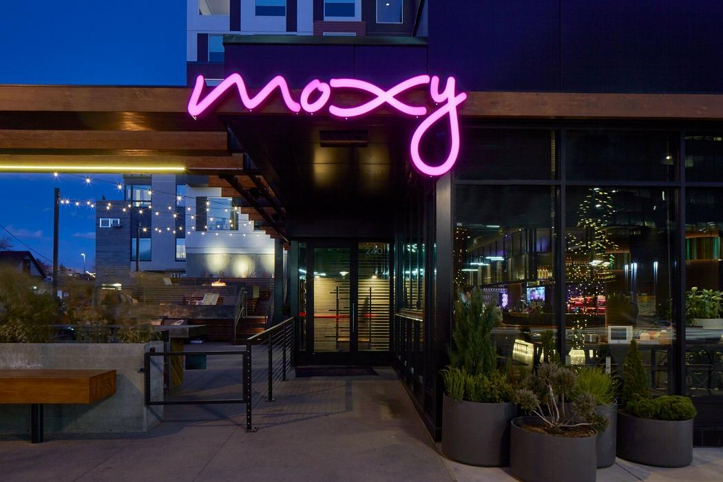 MOXY by Marriott Denver Cherry Creek - ReservationDesk.com