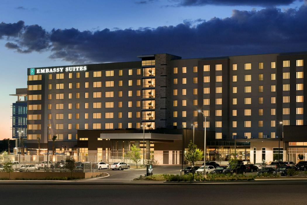 Embassy Suites by Hilton San Antonio Landmark - ReservationDesk.com